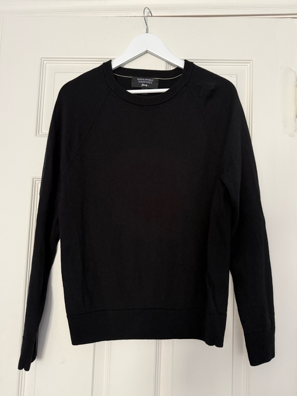 Banana Republic Black Crewneck Pullover Sweater